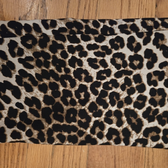 Jules and Leopold Pull On Ankle Length, Slim Pants, Size Small - Picture 6 of 6